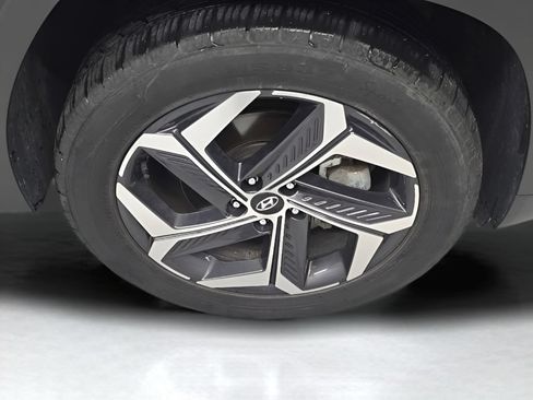 Used 2024 Hyundai Tucson Limited AWD/4WD image 42