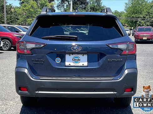 Used 2025 Subaru Outback Onyx Edition AWD/4WD image 4