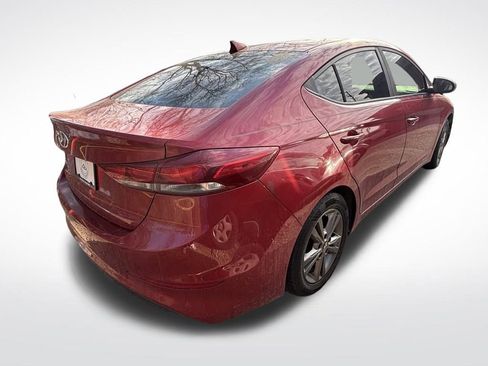 Used 2017 Hyundai Elantra SE w/ SE A/T Tech Package 03 image 6