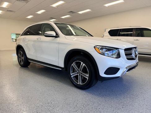 Used 2019 Mercedes-Benz GLC 300 image 11