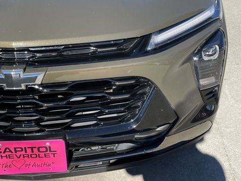 Used 2024 Chevrolet Trax ACTIV w/ Driver Confidence Package image 8