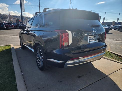 Used 2024 Hyundai Palisade Calligraphy image 7