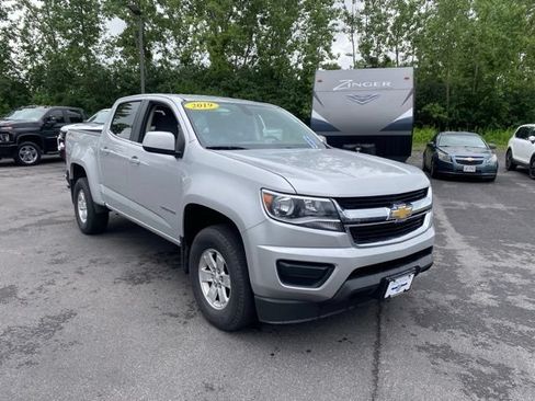 Used 2019 Chevrolet Colorado W/T w/ WT Convenience Package AWD/4WD image 16
