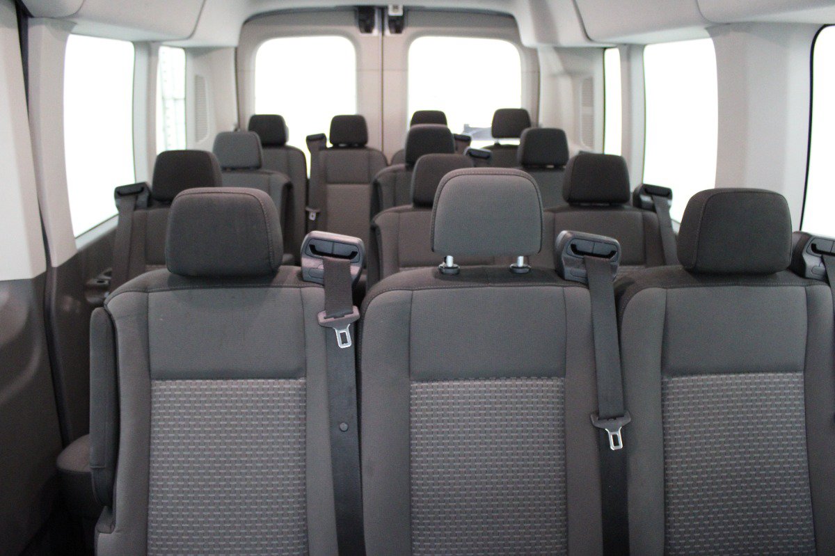 Used 2025 Ford Transit 350 XLT RWD image 3