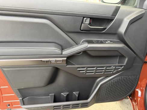 Certified 2025 Toyota Tacoma PreRunner image 32