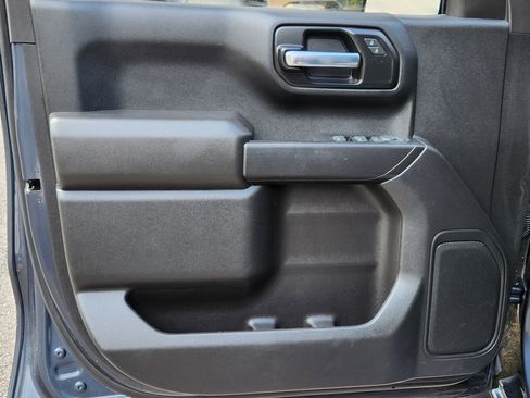 Used 2022 Chevrolet Silverado 1500 Custom AWD/4WD image 11
