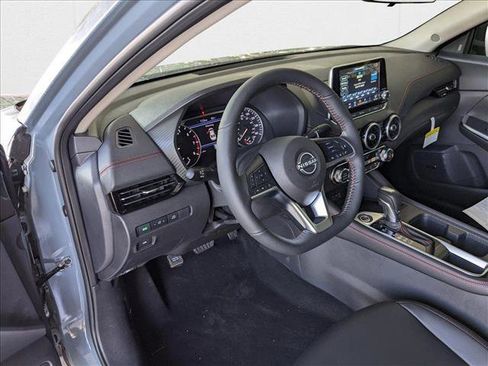 New 2024 Nissan Sentra SR w/ SR Premium Package image 4