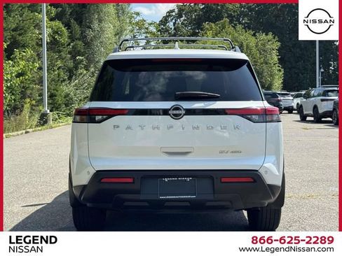 Certified 2024 Nissan Pathfinder SV AWD/4WD image 7