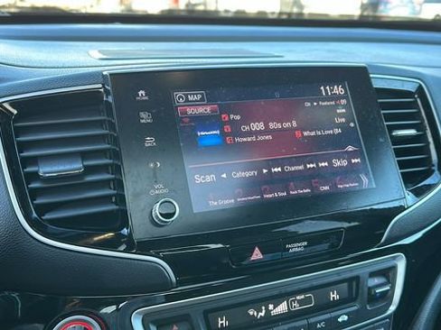 Used 2023 Honda Ridgeline Black Edition image 17