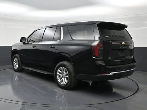 Used 2025 Chevrolet Tahoe LS RWD image 3