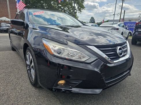Used 2017 Nissan Altima 2.5 SV FWD image 3