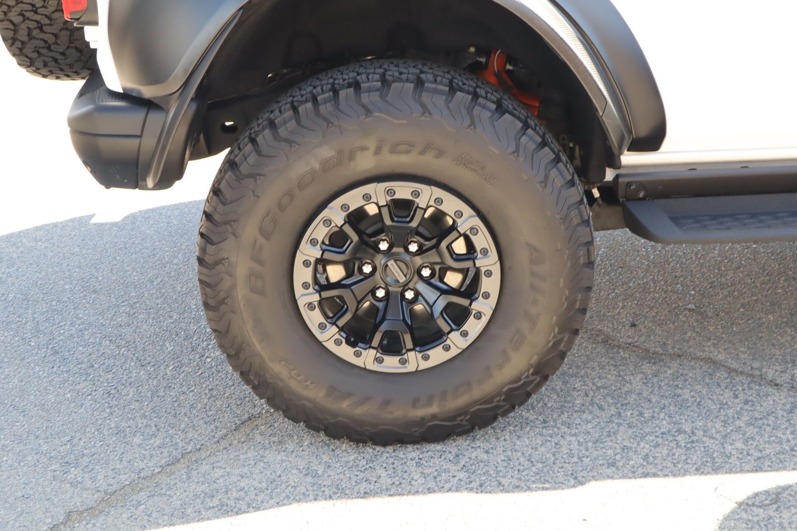 Used 2025 Ford Bronco Raptor AWD/4WD image 11