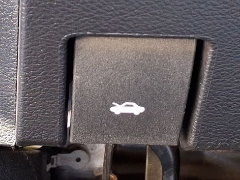 Used 2019 Dodge Charger SXT AWD/4WD image 26
