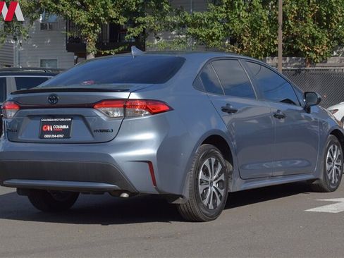 Used 2022 Toyota Corolla LE w/ Premium Interior Package FWD image 5