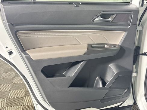 Certified 2022 Volkswagen Atlas SEL image 21