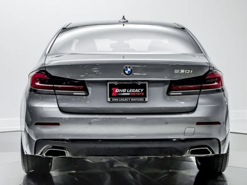 Used 2023 BMW 530i w/ Premium Package RWD image 11