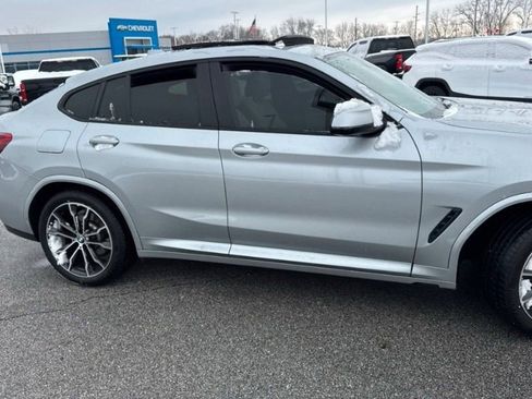 Used 2021 BMW X4 xDrive30i w/ M Sport Package image 4