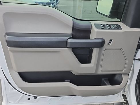 Used 2019 Ford F150 XL w/ Equipment Group 101A Mid AWD/4WD image 6