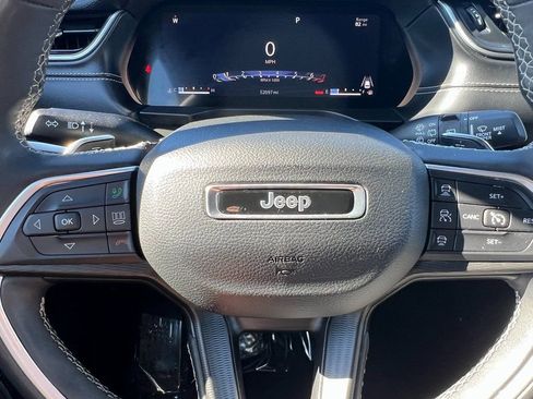 Certified 2023 Jeep Grand Cherokee Altitude image 25