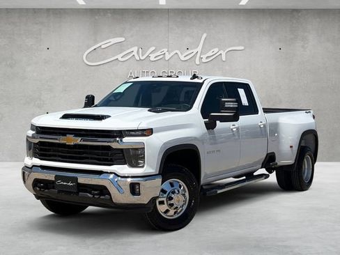 Certified 2025 Chevrolet Silverado 3500 LT w/ Safety Package AWD/4WD image 1