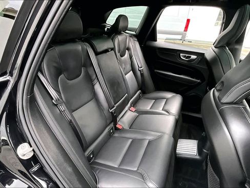 Used 2024 Volvo XC60 T8 Ultimate image 37