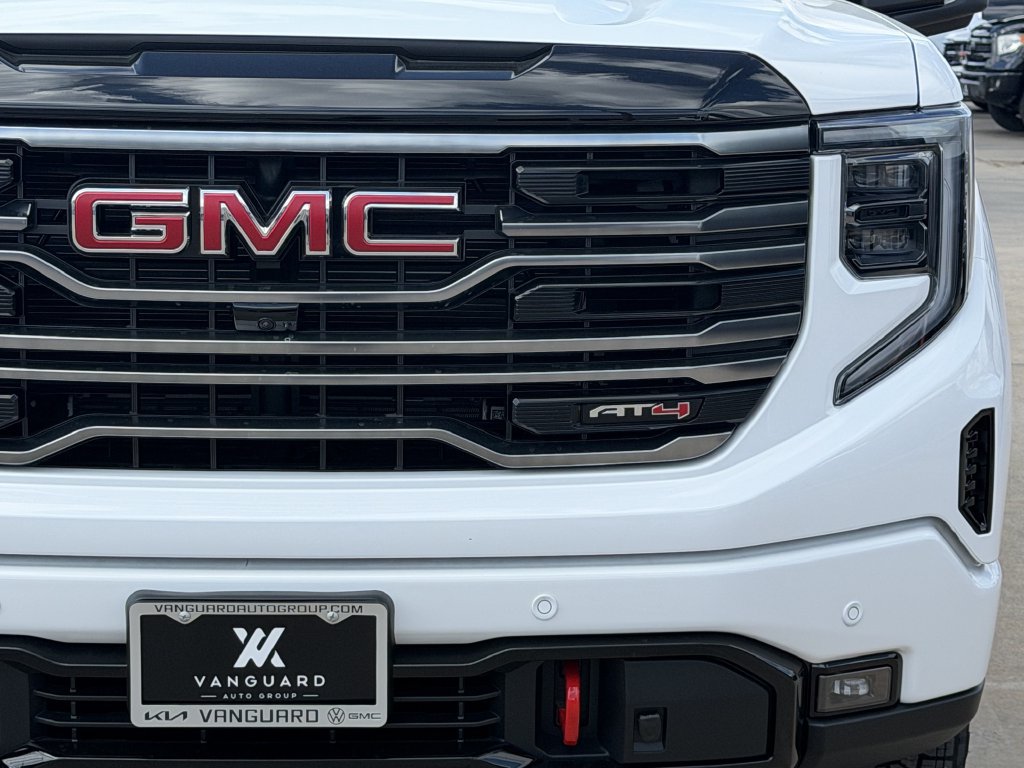 New 2026 GMC Sierra 1500 AT4 w/ AT4 Premium Package AWD/4WD image 8