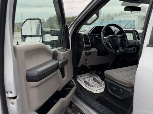 Used 2019 Ford F250 XLT w/ XLT Premium Package AWD/4WD image 10