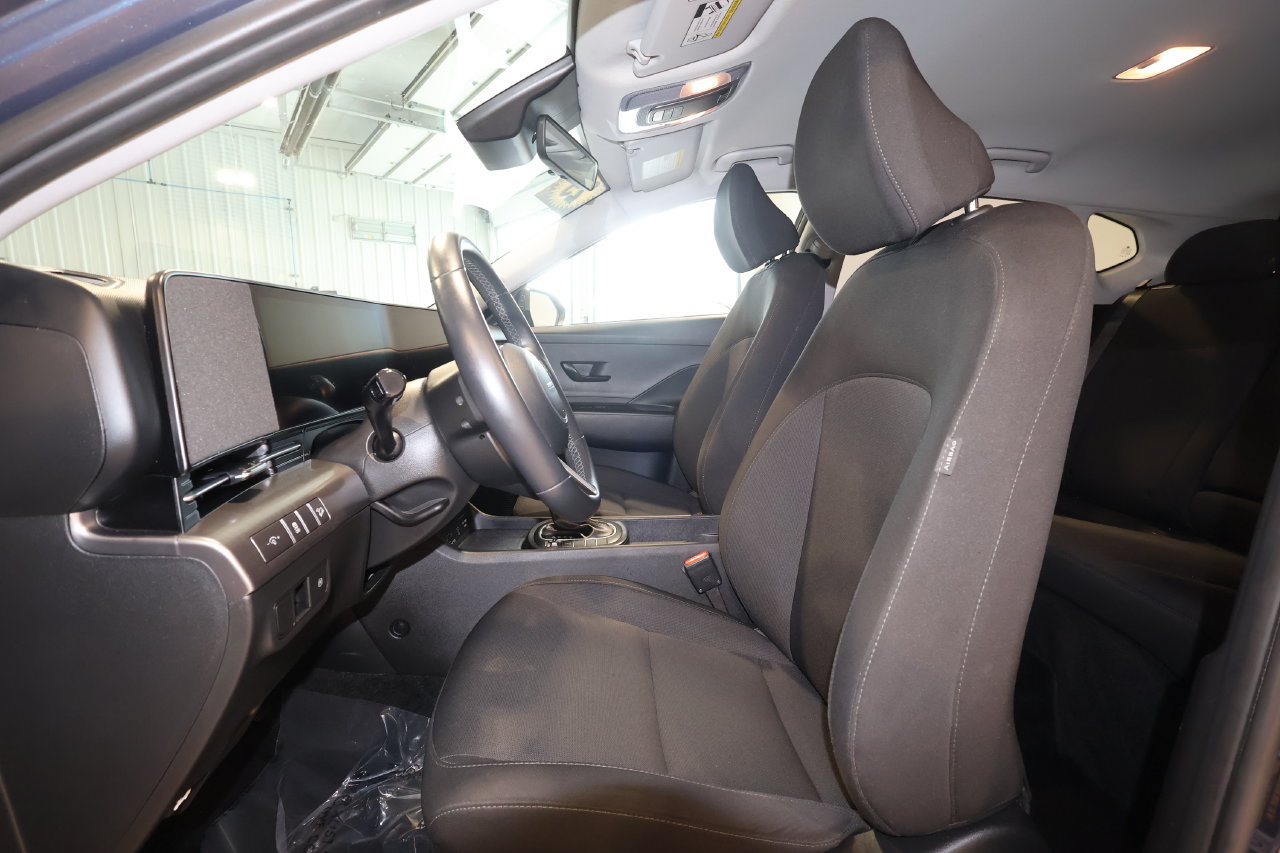 Used 2025 Hyundai Kona SEL AWD/4WD image 22