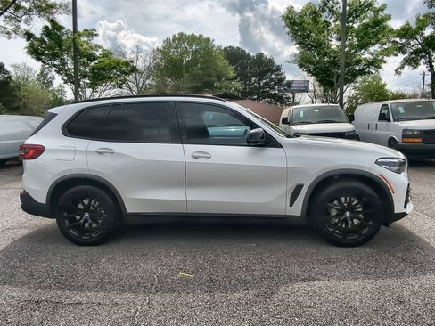 Used 2019 BMW X5 xDrive40i w/ Premium Package 2 AWD/4WD image 9