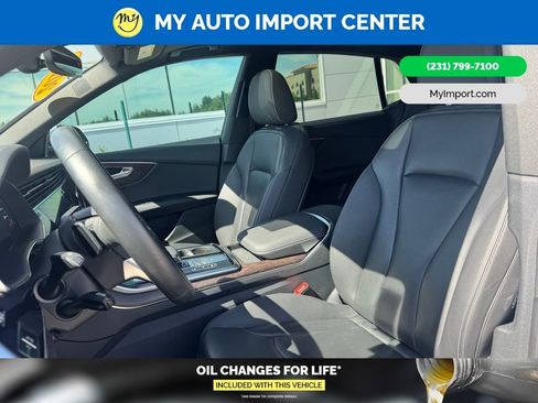 Used 2019 Audi Q8 Prestige AWD/4WD image 17