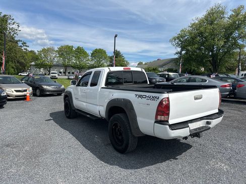 Used 2006 Toyota Tacoma 4x4 Access Cab V6 image 3