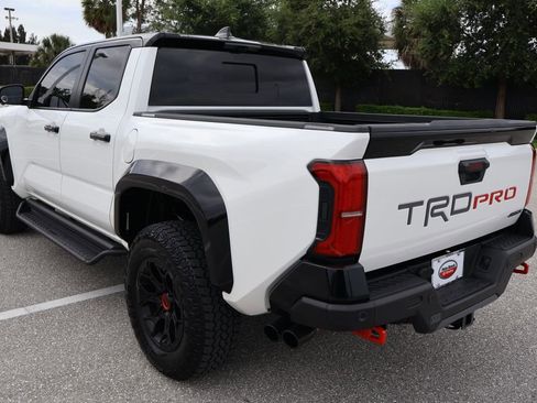 Used 2026 Toyota Tacoma TRD Pro AWD/4WD image 11