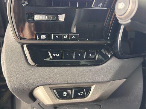 Used 2023 Lexus RX 350 w/ Cold Area Package AWD/4WD image 18