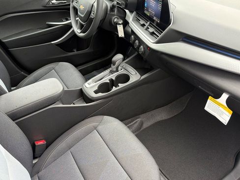 New 2026 Chevrolet Trax LS image 14