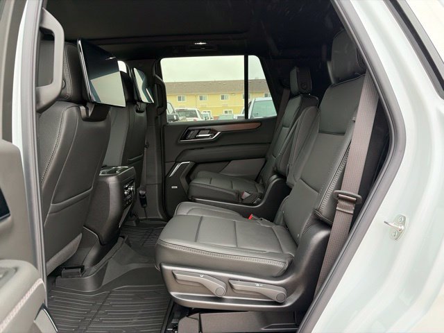 New 2026 GMC Yukon Denali w/ Denali Reserve Package AWD/4WD image 39
