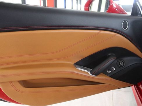 Used 2016 Ferrari California T RWD image 24