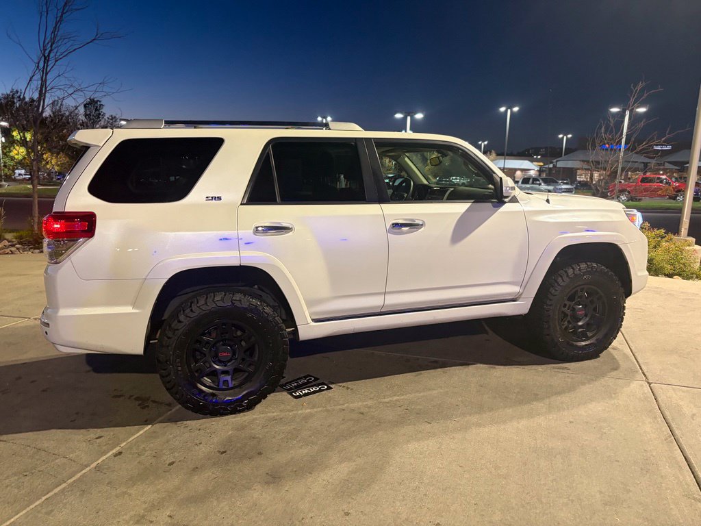 Used 2012 Toyota 4Runner SR5 w/ Convenience Pkg AWD/4WD image 13