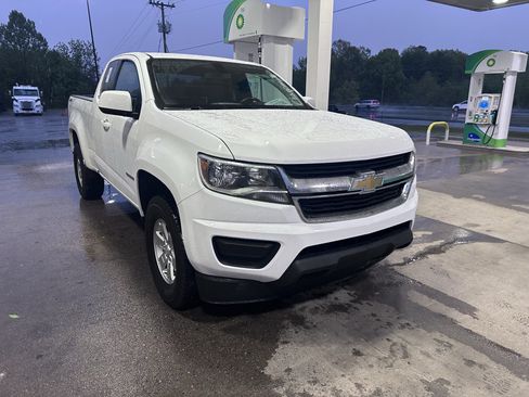 Used 2017 Chevrolet Colorado W/T w/ WT Convenience Package image 2