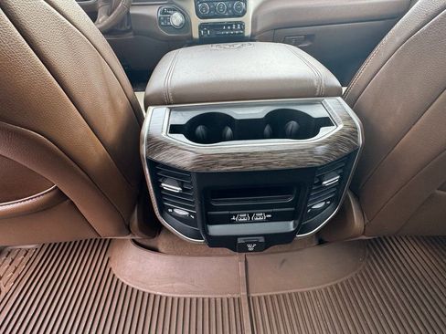 Used 2019 RAM 1500 Laramie image 34