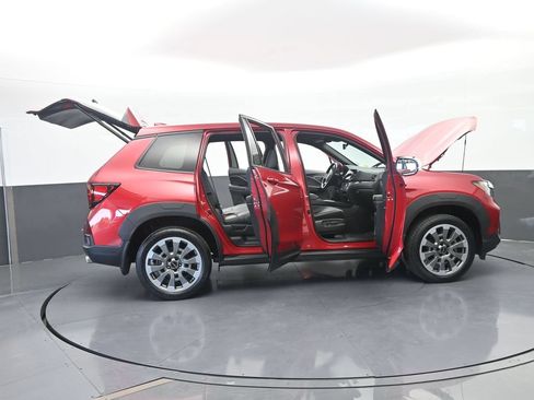 Used 2025 Honda Passport EX-L image 79