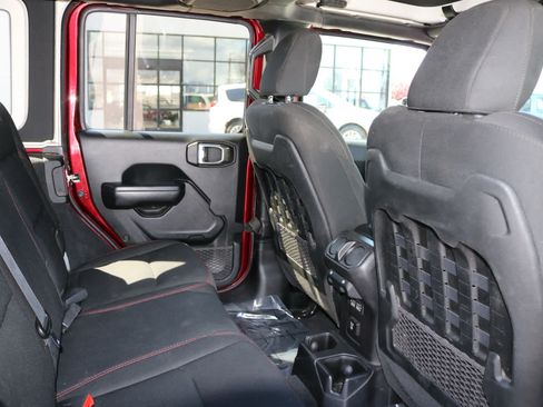 Used 2021 Jeep Wrangler Unlimited Rubicon AWD/4WD image 22