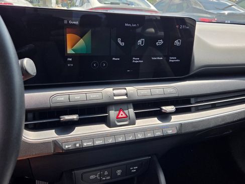 Used 2025 Kia K4 FWD image 19