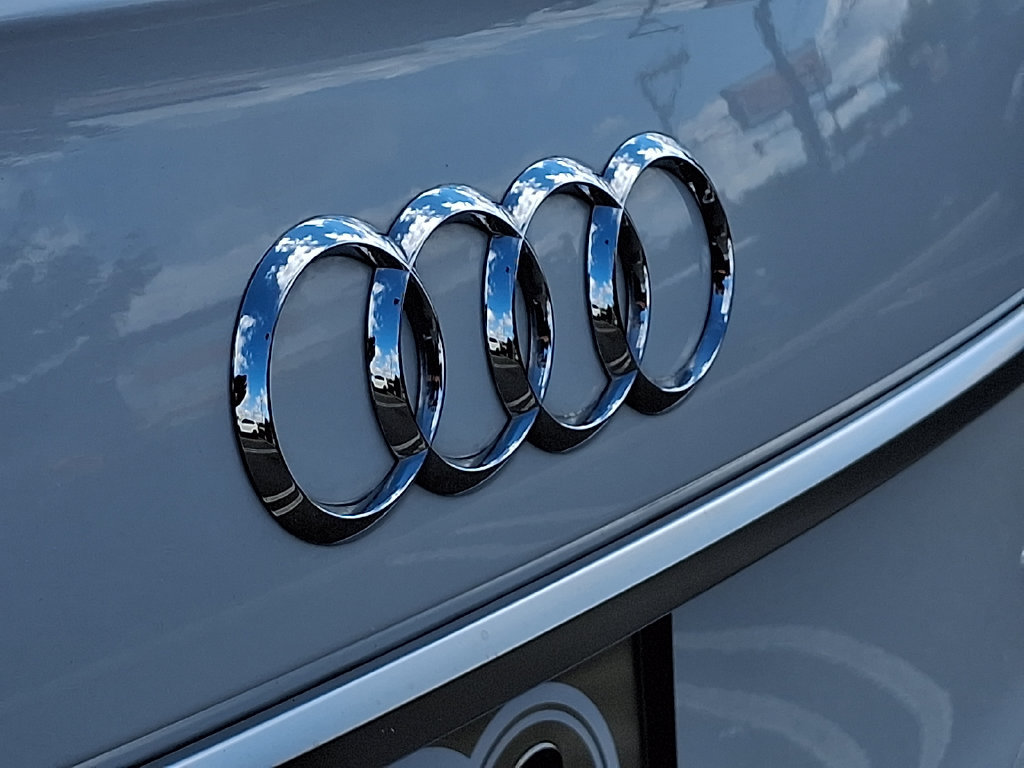 Used 2023 Audi Q5 2.0T Premium w/ Convenience Package AWD/4WD image 28