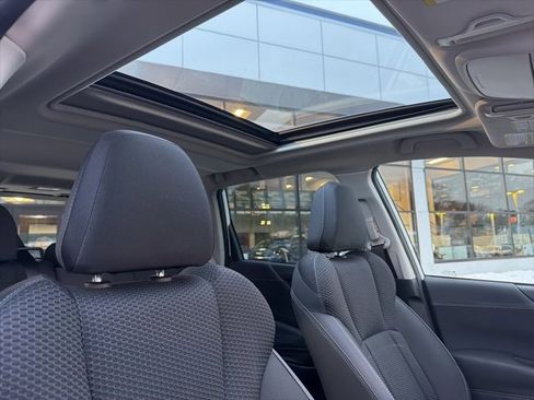 Used 2022 Subaru Forester Premium image 25