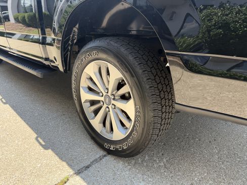 Used 2018 Ford F150 XL w/ Equipment Group 101A Mid AWD/4WD image 10