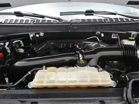 Used 2023 Ford Expedition Limited image 14