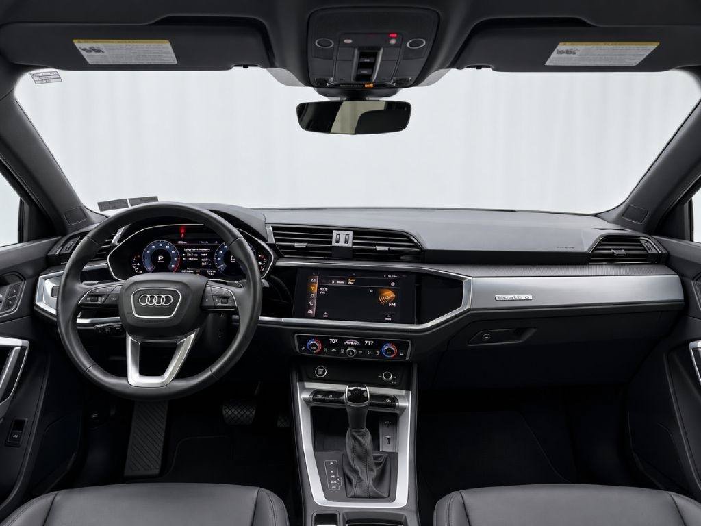 Used 2021 Audi Q3 2.0T Premium Plus w/ Premium Plus Package AWD/4WD image 24