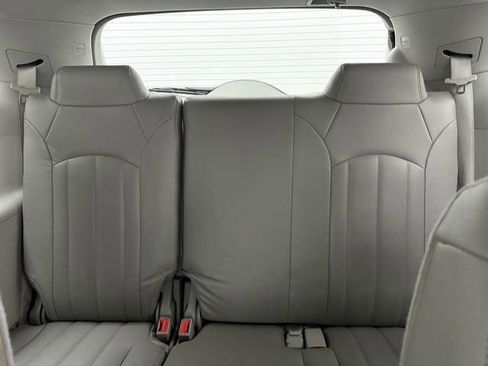 Used 2016 Buick Enclave Convenience image 27