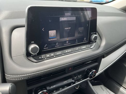 New 2026 Nissan Rogue SV AWD/4WD image 16