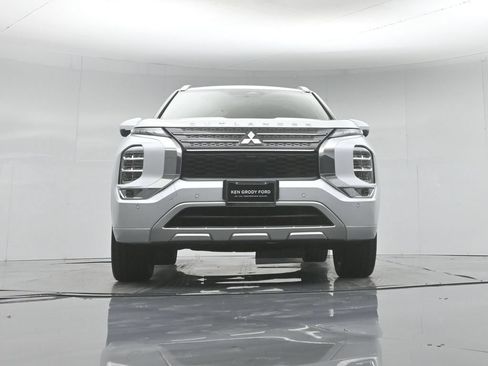 Used 2024 Mitsubishi Outlander SEL FWD image 43